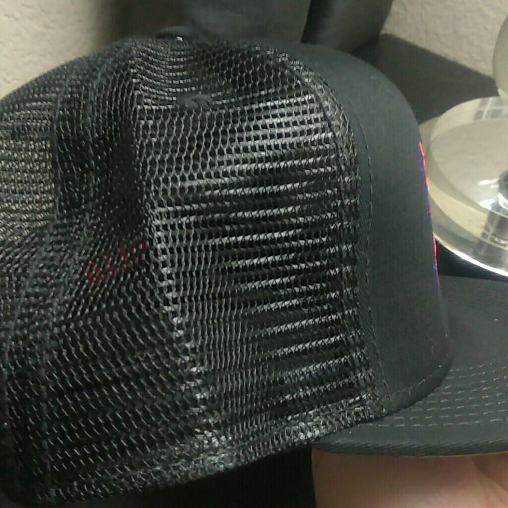 Hat - Picture 8 of 8